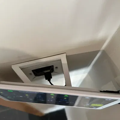 Bộ chuyển đổi góc cho giá treo tablet nổi tường