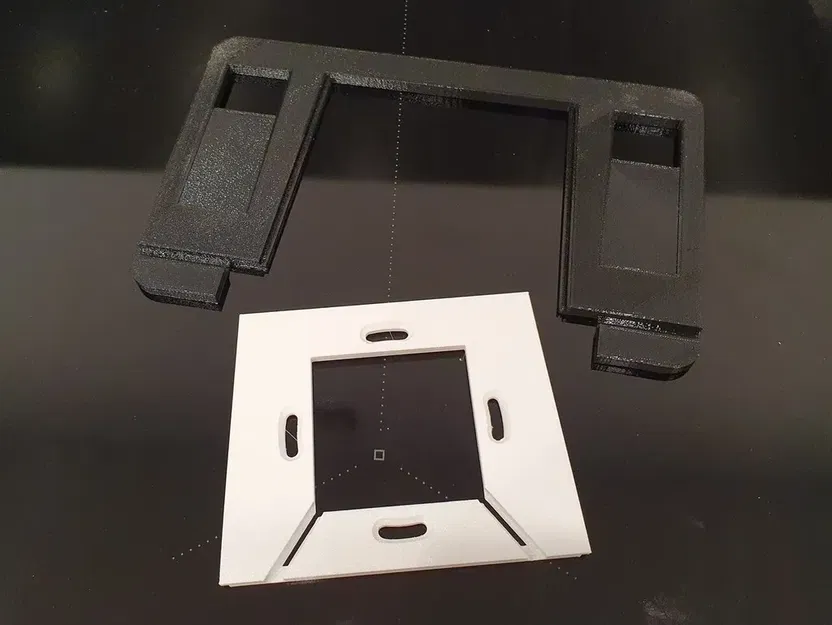 Giá đỡ tường cho máy tính bảng với hỗ trợ sạc - Image 2