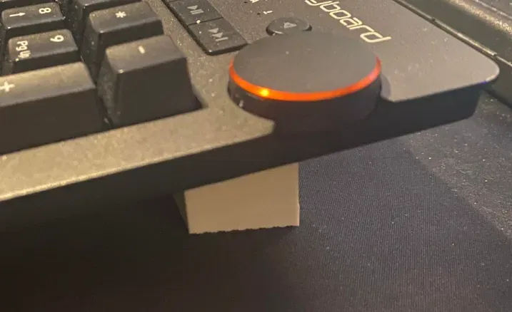 Thay thế chân cho Das Keyboard Pro - Image 1