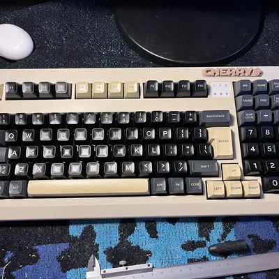 Bàn phím cơ Cherry 1800&18xx với cơ chế lấp đầy khe hở