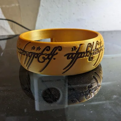 Nhẫn Echo Dot phong cách LOTR từ Amazon