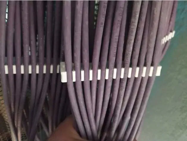 Giá đỡ cáp Ethernet cho bảng ghép 24 cổng có số thứ tự - Image 4