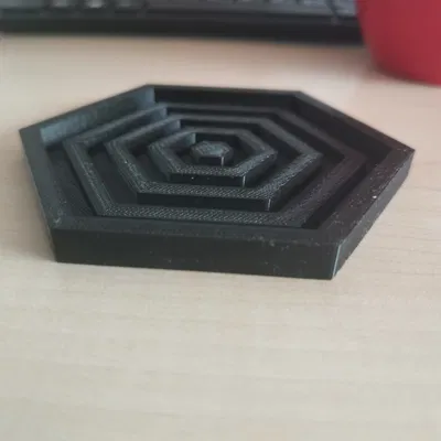 Đế lót ly đơn giản chống tràn với rãnh giữ ly