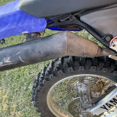 Giá đỡ ống xả XR400 cho xe TTR250