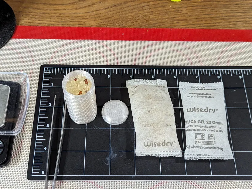 Bình chứa hút ẩm Wisedry với nắp vặn chắc chắn - Image 2