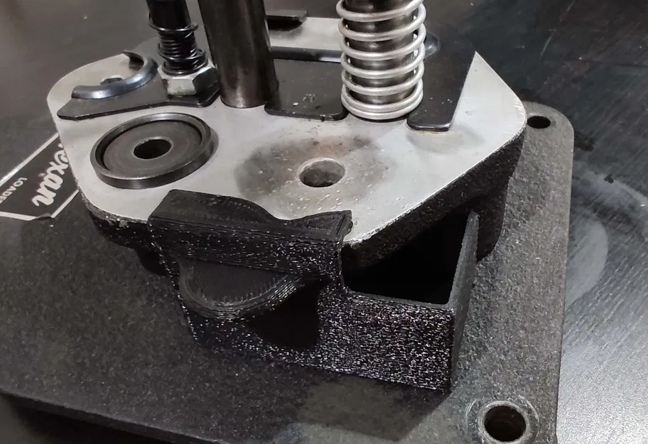 Hộp bắt viên đạn đã sử dụng cho máy nạp Texan DP-1 FW - Image 1