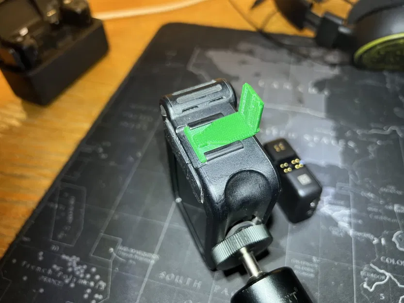 Giá đỡ hot shoe DJI Mic cho GoPro media mod - Image 2