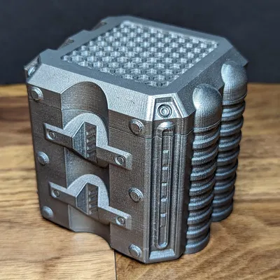 Hòm chứa đồ Sci-Fi thiết kế phức tạp và cầu kỳ