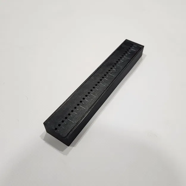 Công cụ đục lỗ ký hiệu sách cho bìa sách Imperial - Image 7