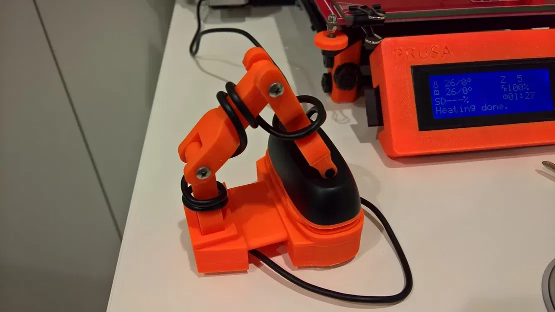 Giá đỡ webcam Logitech C270 di động với chân tripod - Image 1