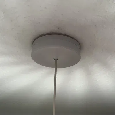 Hộp đèn trần dễ dàng với giá đỡ chốt và dây zip