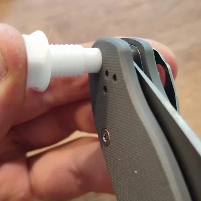 Lanyator: Công cụ tháo lưỡi dao Spyderco Paramilitary 2 & 3