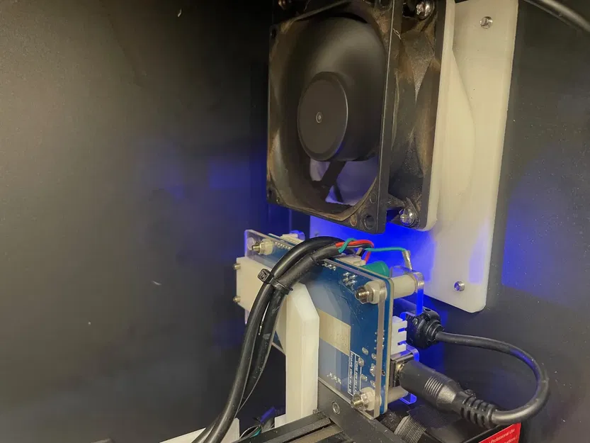 Nắp che lỗ thông gió bên phải cho Ortur LM 2 Pro S2 - Image 3