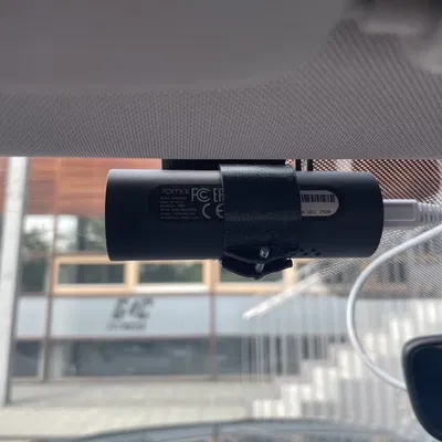 Giá đỡ camera hành trình 70Mai mới cho ô tô