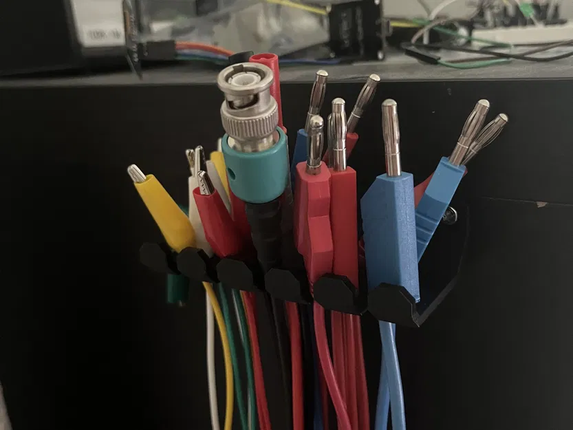 Giá đỡ cáp phòng thí nghiệm in FDM chắc chắn - Image 1