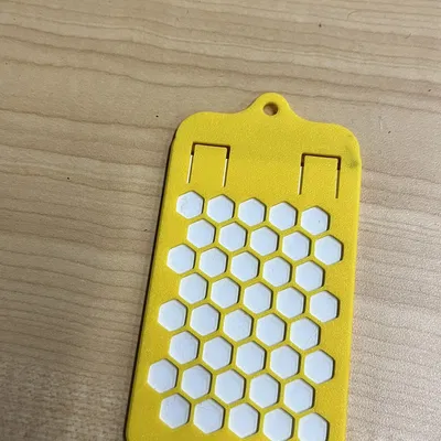 Giá đỡ thẻ ID đơn giản không cần hỗ trợ in 3D