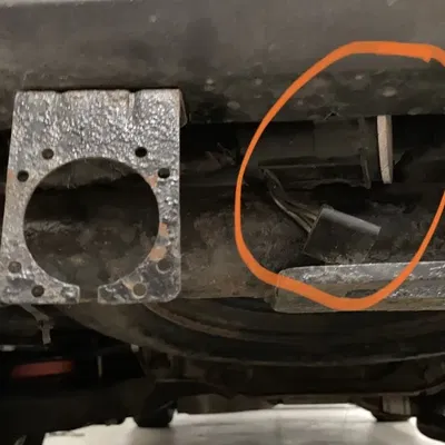 Nắp che cho bộ dây kéo 7 chân xe tải