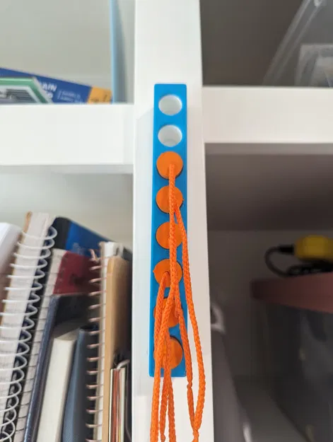 Giá đỡ tai nghe cho cha mẹ có trẻ em la hét - Image 1