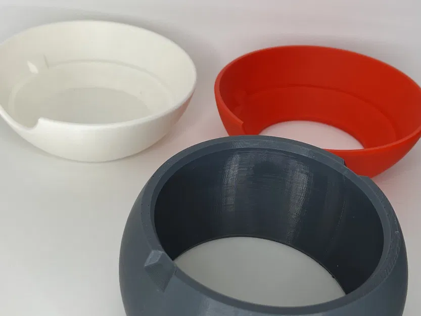 Giá đỡ bút hình Pokeball cho văn phòng - Image 2