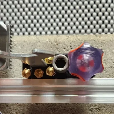 Giá đỡ vòi phun và công cụ cho thanh đùn 40mm