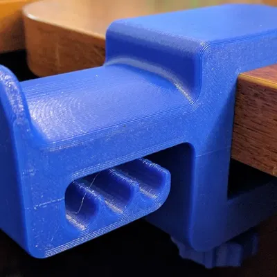 Giá đỡ tai nghe gắn bàn chắc chắn