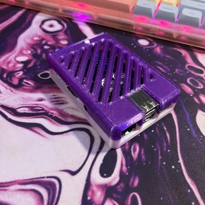 Vỏ snap-fit đơn giản cho bo mạch Libre Computer ROC-RK3328-CC