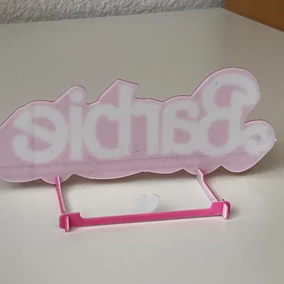 Thẻ quà tặng Barbie có thể lắp ghép với chân đế nhỏ