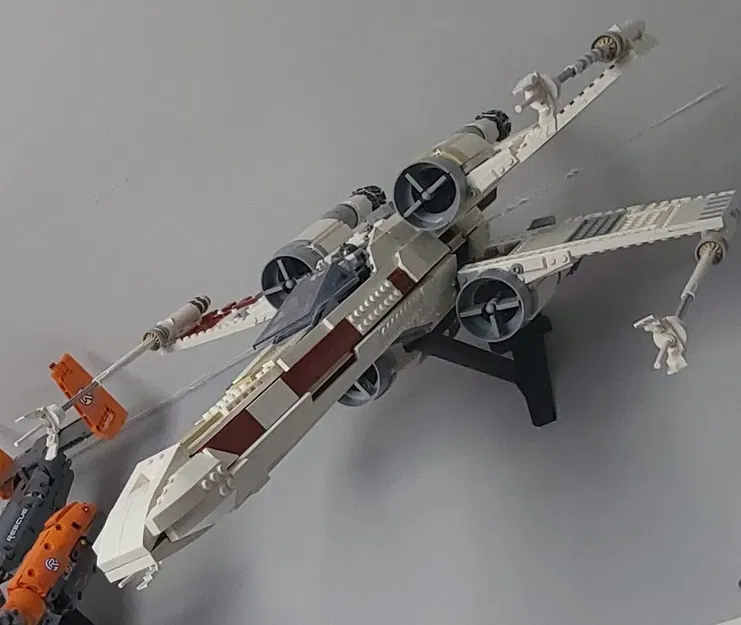 Giá đỡ tường cho bộ LEGO Star Wars 75355 UCS X-Wing - Image 2