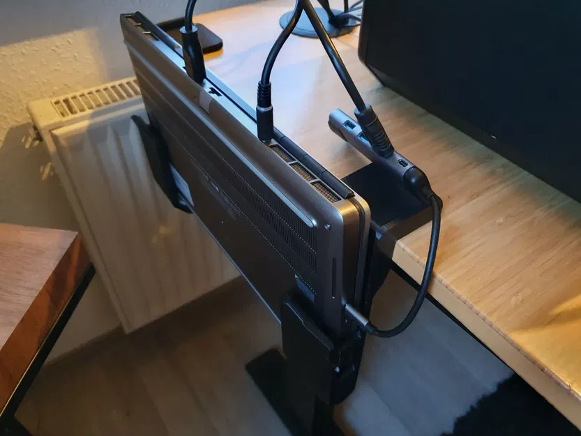 Giá treo laptop bên cạnh bàn làm việc - Image 4