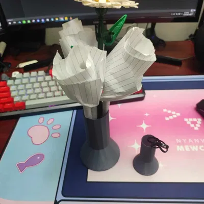 Bình hoa đơn giản in chế độ Vase