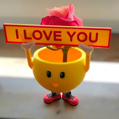 Cốc dễ thương với các biểu ngữ khác nhau cho in 3D