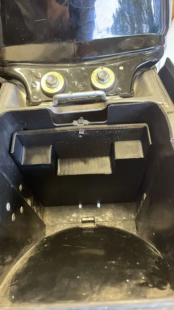 Nắp hộp pin 50325MY1000 cho Honda Africa Twin RD07 / RD07A - Image 1