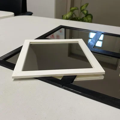 Khung gương IKEA LOTS thiết kế mô-đun độc đáo