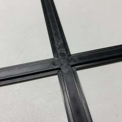Khung gương IKEA LOTS thiết kế mô-đun độc đáo