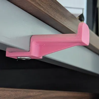 Giá đỡ tai nghe gắn bàn đơn giản với ốc M8