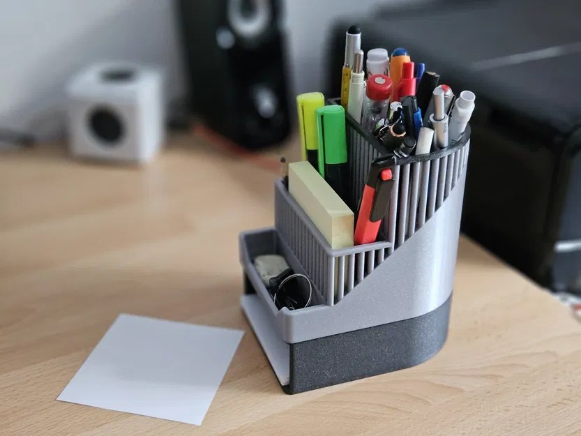 Giá đỡ bút thiết kế hiện đại cho bàn làm việc - Image 1