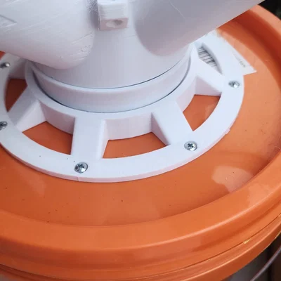 Đế cho tháp trồng cây với kết nối cho thùng 10L