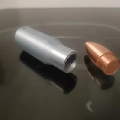 Bình chứa đạn EDC với lỗ gắn dây xích