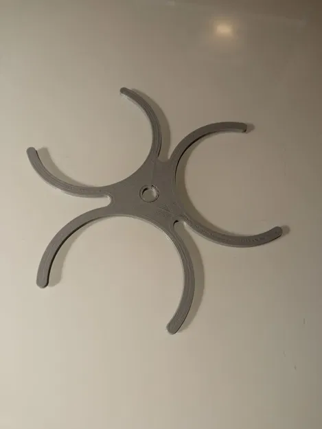 Giá đỡ bút làm từ lon nước uống - Image 3