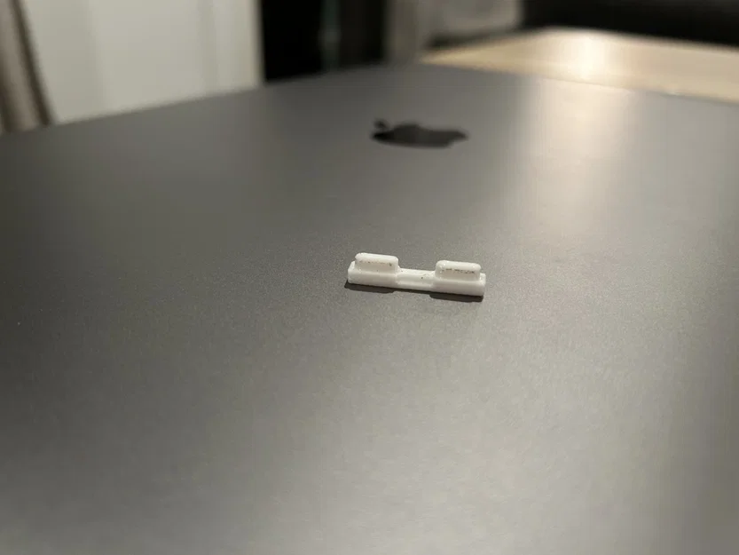 Bảo vệ cổng USB-C cho Macbook Pro khỏi bụi bẩn - Image 2
