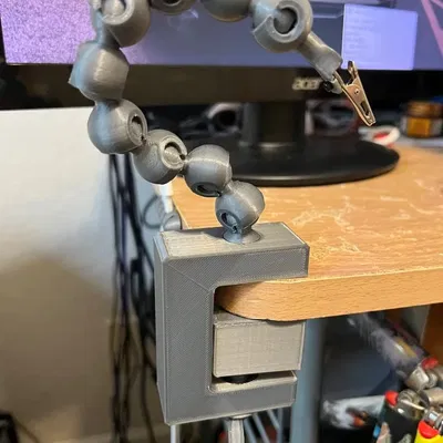 Giá đỡ tay giúp hàn với kẹp bàn