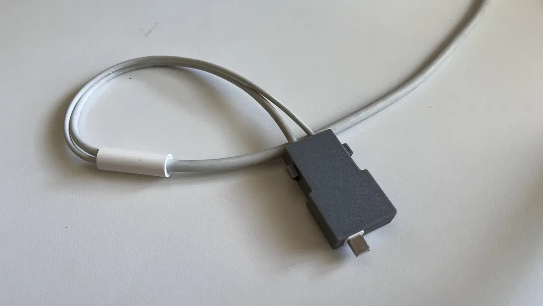 Vỏ cáp cho màn hình Thunderbolt Display 27 inch của Apple - Image 3