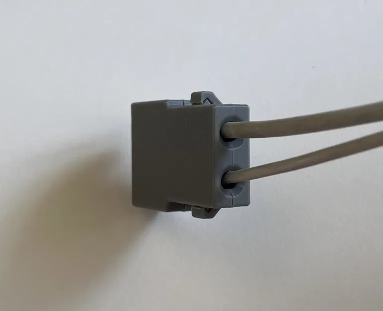 Vỏ cáp cho màn hình Thunderbolt Display 27 inch của Apple - Image 5