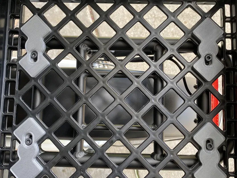 Giá đỡ thùng sữa cho giá sau của xe đạp điện RadMini - Image 1