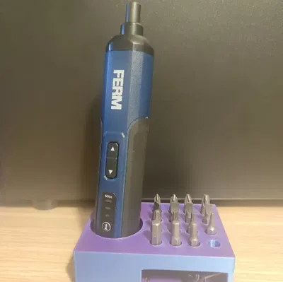 Giá đỡ tua vít không dây FERM từ Action