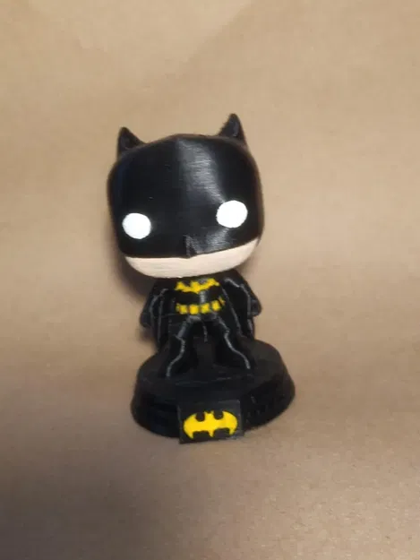 Đế cho nhân vật hành động Batman với logo nổi bật - Image 1