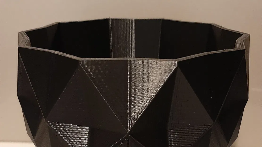 Chậu cây thấp polygon kim cương trang trí - Image 1