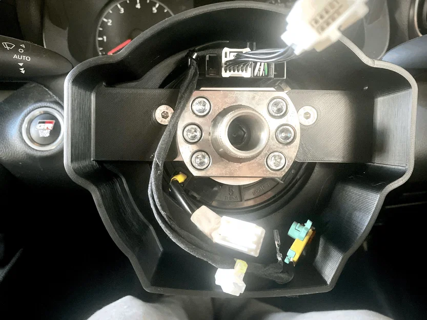 Nắp bảo vệ vô lăng cho GR Yaris của Spacershop - Image 2