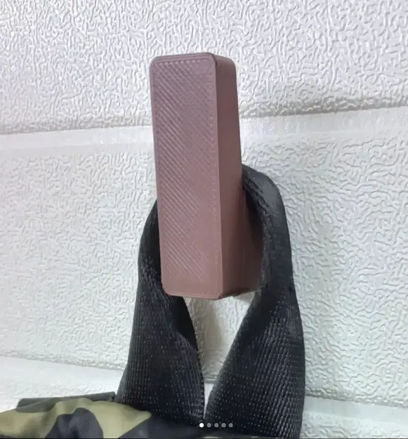 Giá treo đồ với ốc vít ẩn trượt dễ dàng treo đồ vật - Image 1