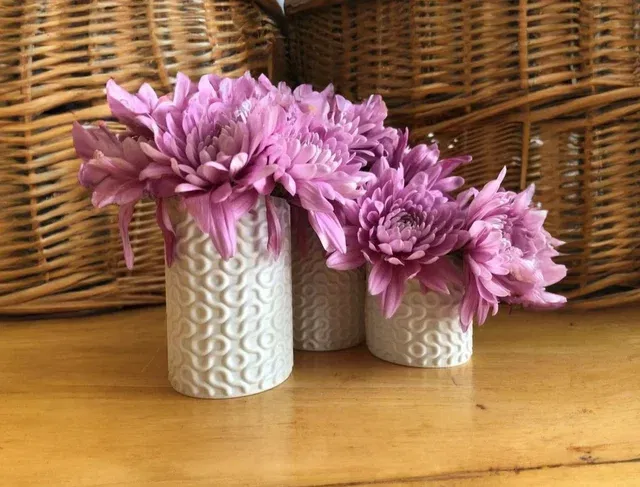 Bình hoa Truchet xoắn ốc độc đáo với hoa văn riêng biệt - Image 1